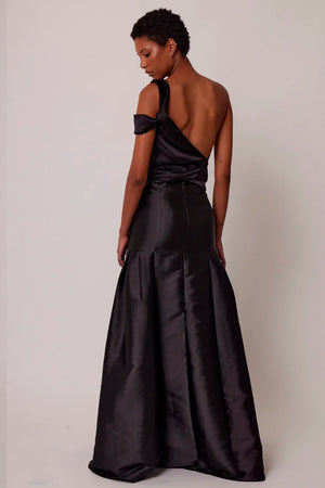 Falda negra con tablones Sandra Weil Ugga