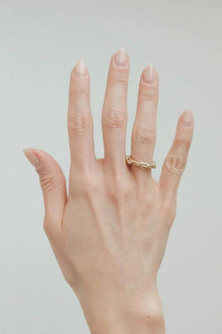 Anillo de oro cadena UGGA Juliet Aurel