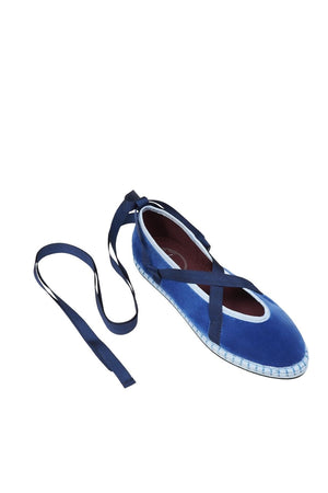 Zapato tipo ballerina gamuza tiras Flabelus UGGA