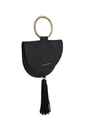 Bolso de cuero negro con asa pulsera UGGA Oriana Rodríguez