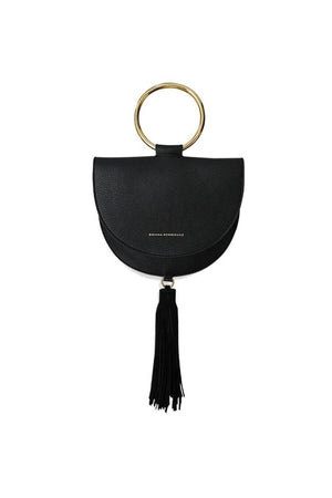 Bolso negro con asa pulsera UGGA Oriana Rodríguez