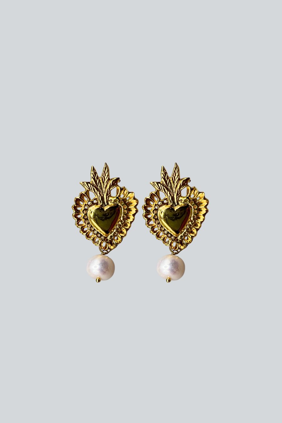 ARETES CORAZÓN CON PERLA