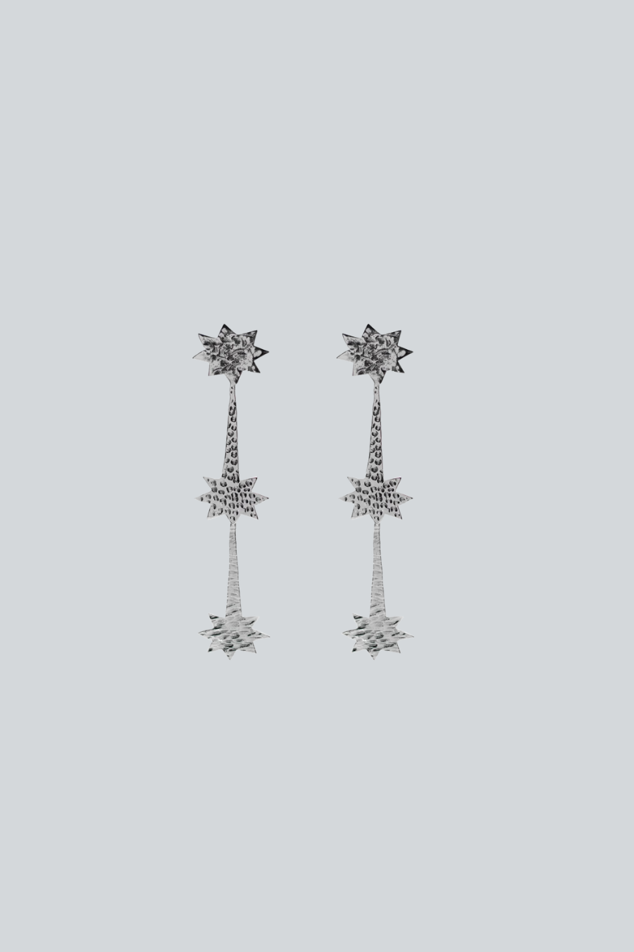 Aretes Destello de KARIZIA en plata .925 con figuras geométricas y acabados texturizados
