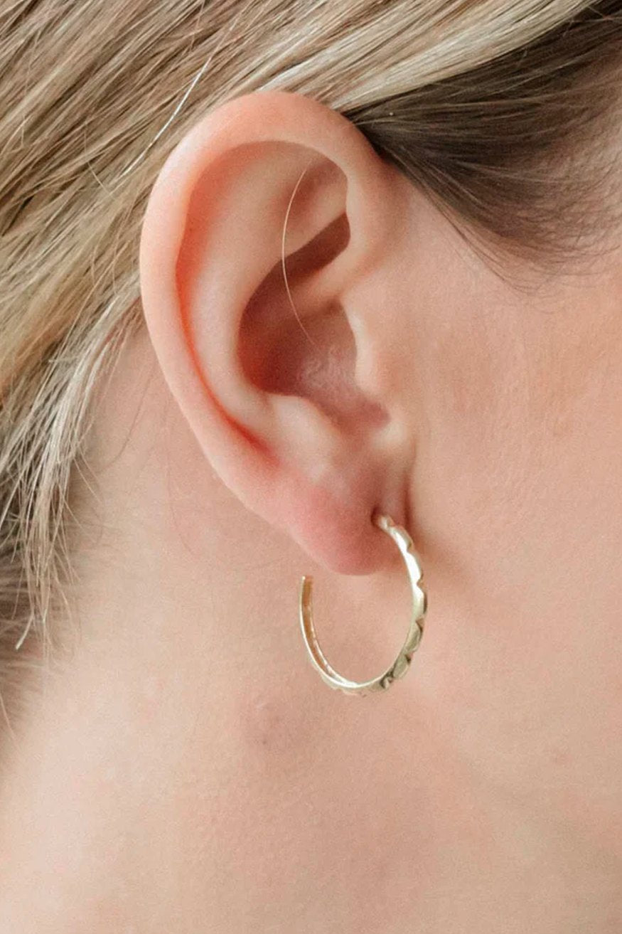 Arracadas doradas Juliet Aurel Ugga