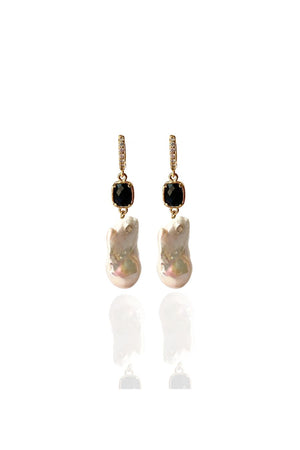 Aretes con perlas barrocas UGGA Tierra Rosa