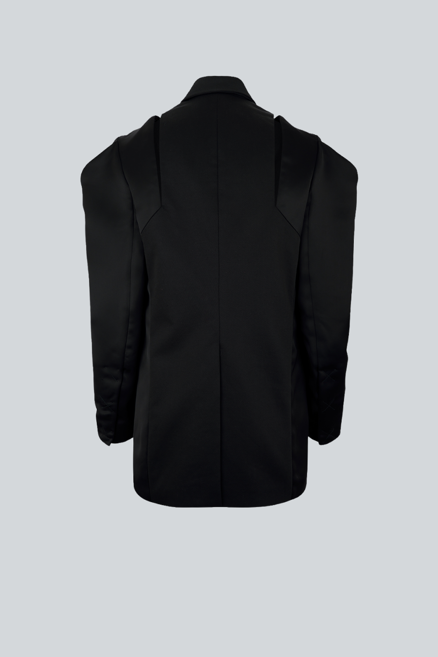 Blazer Noir de Sandra Weil vista posterior, blazer negro con mangas globo deconstruidas