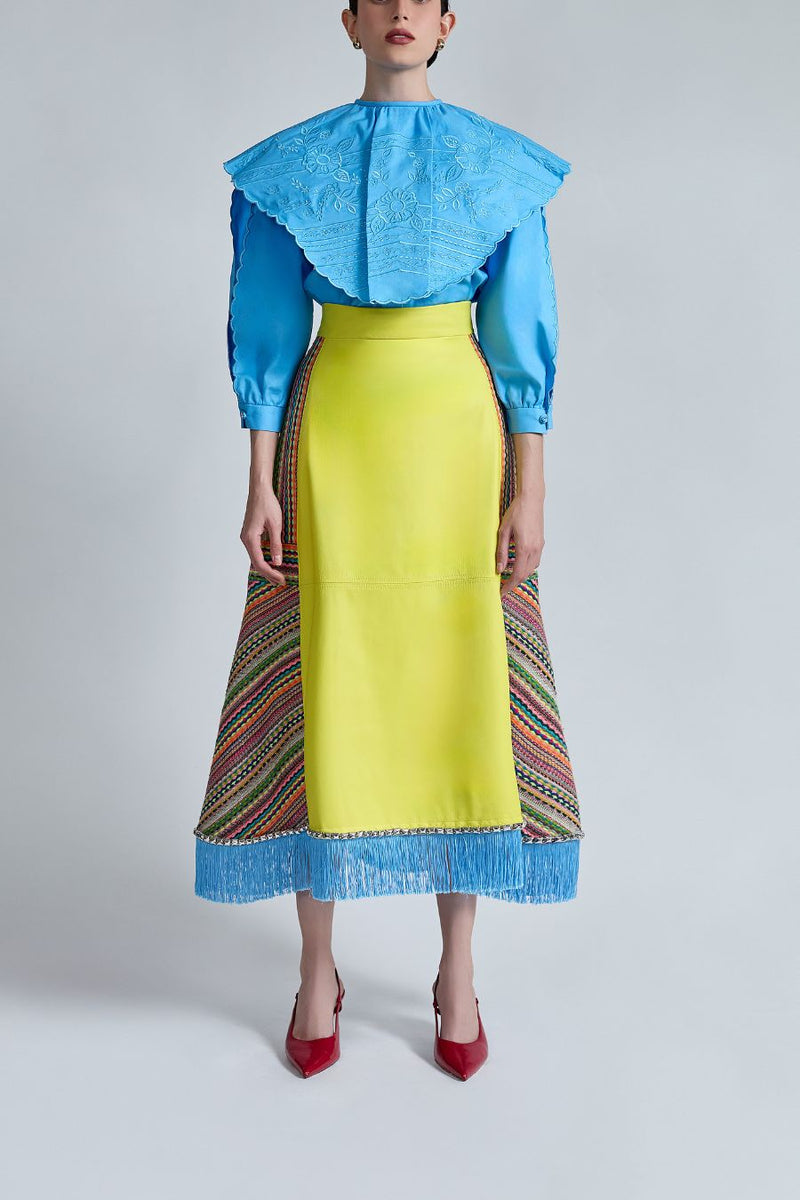 BLUSA BORDADA AZUL