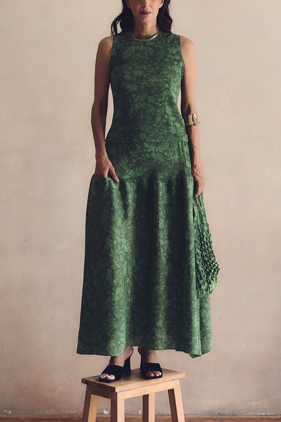 Blusa verde sin mangas