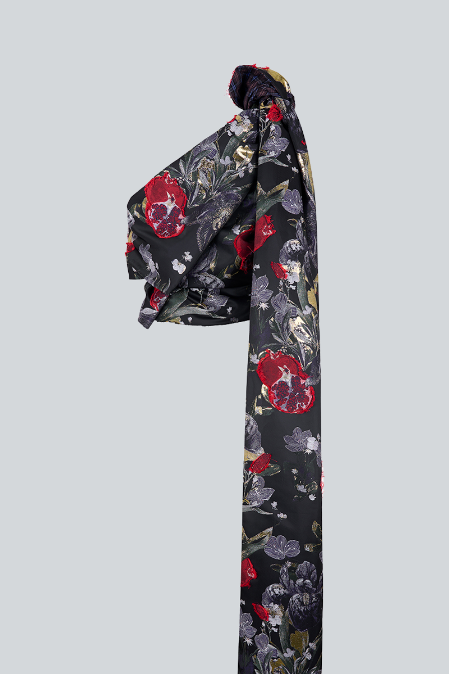 Indulgence Blouse vista posterior, blusa asimétrica con detalle de lazo largo 