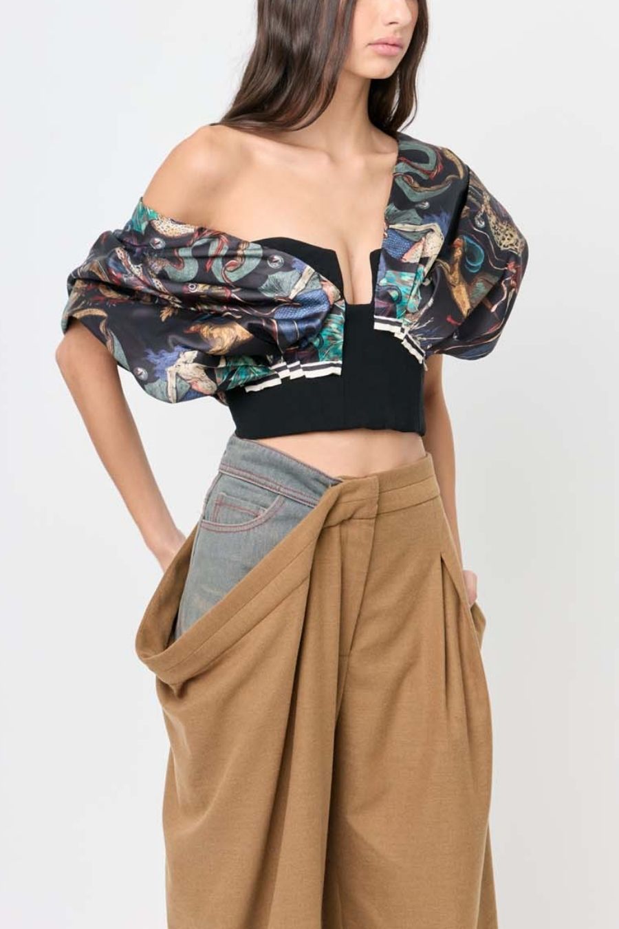 Bustier con tirantes delgados