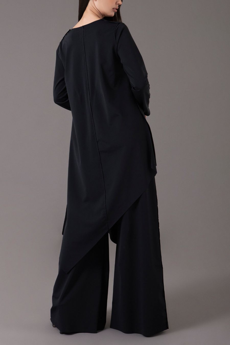 Conjunto negro pantalón UGGA Mala