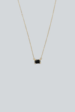 Collar con una zirconia en corte esmeralda negra