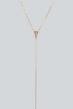 collar largo con zirconia corte marquis