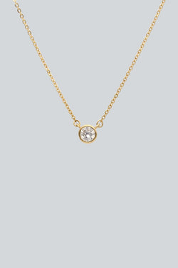 collar con zirconia circular