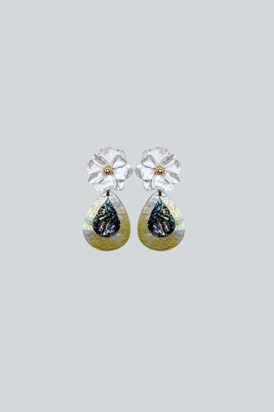 ARETES FLOR GOTA TORNASOL