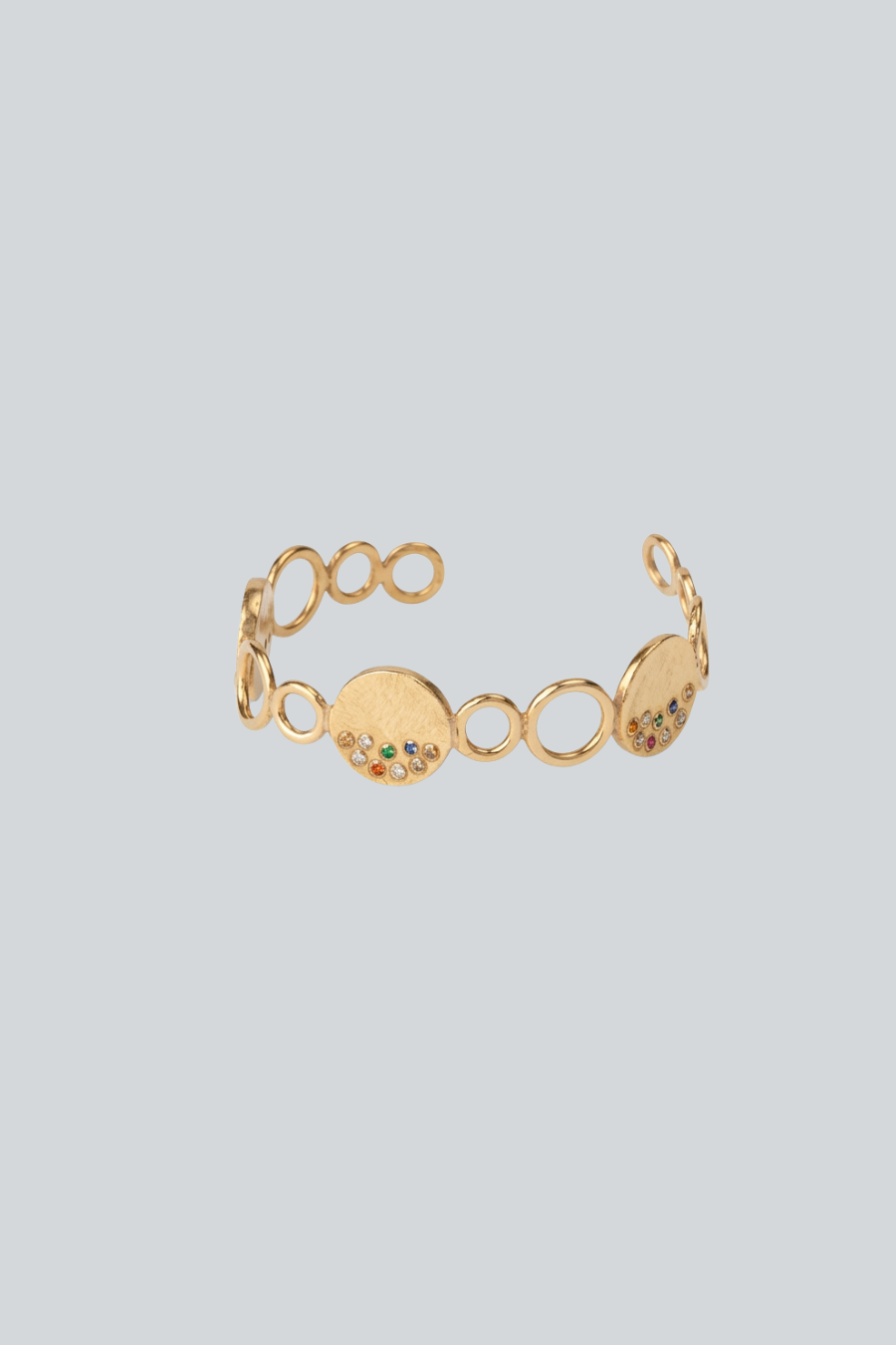 Brazalete Hugh de Astrid Wear en plata .925 con diez baños de chapa de oro y cristales incrustados