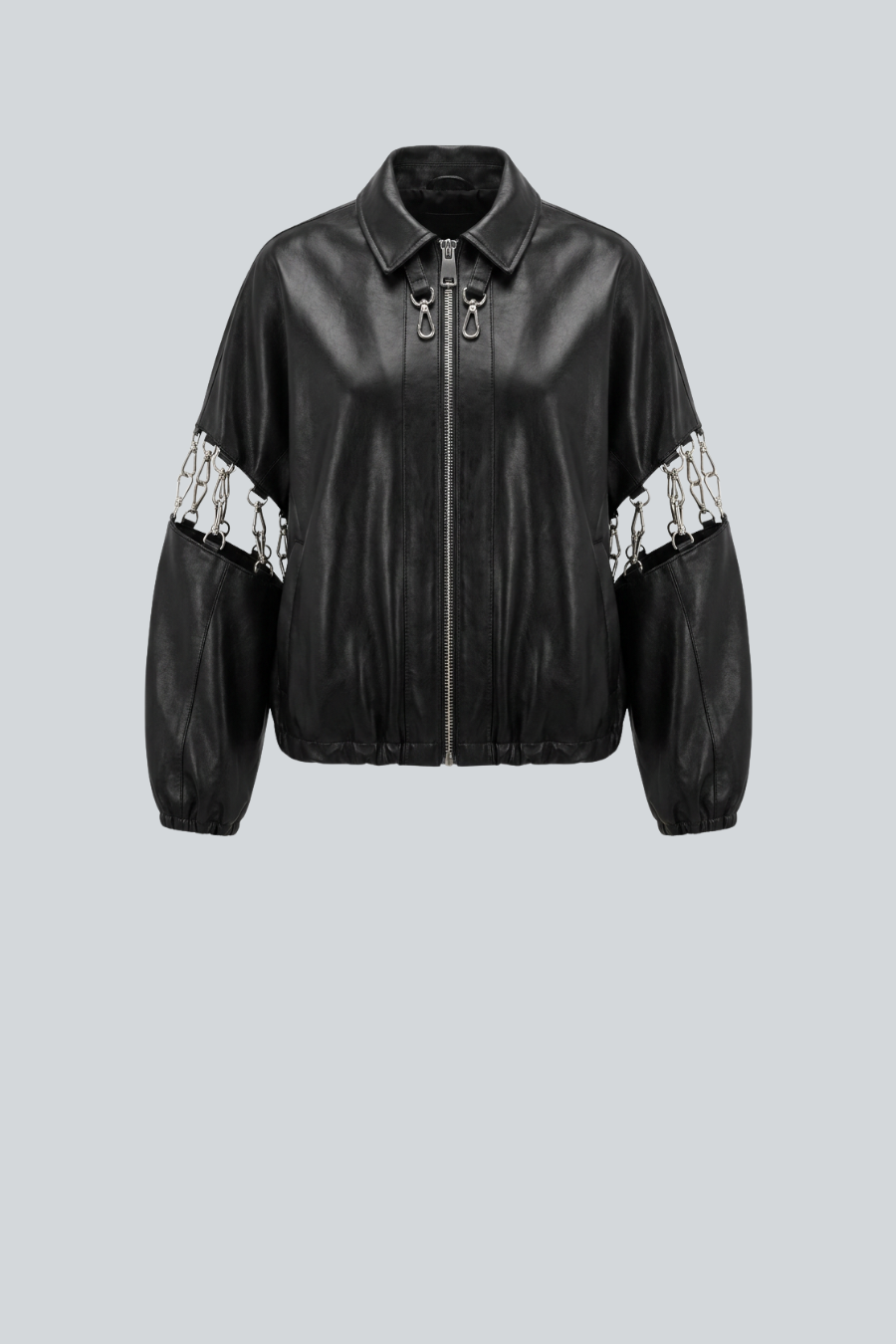 Chamarra Bomber Langosta de piel de cordero negra con mangas desmontables de Amkie Gamus, vista frontal.