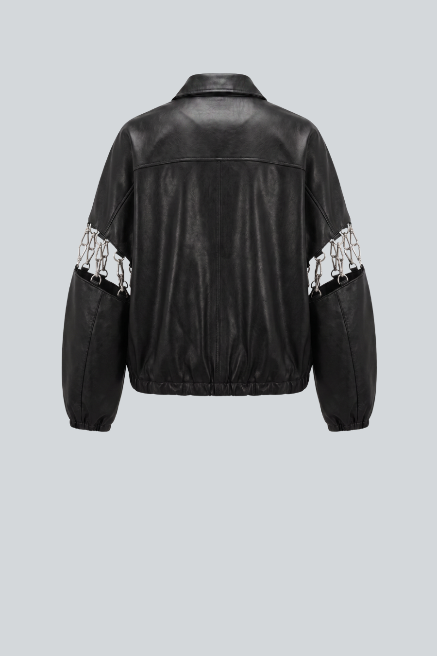 Chamarra Bomber Langosta de piel de cordero negra con mangas desmontables de Amkie Gamus, vista posterior.