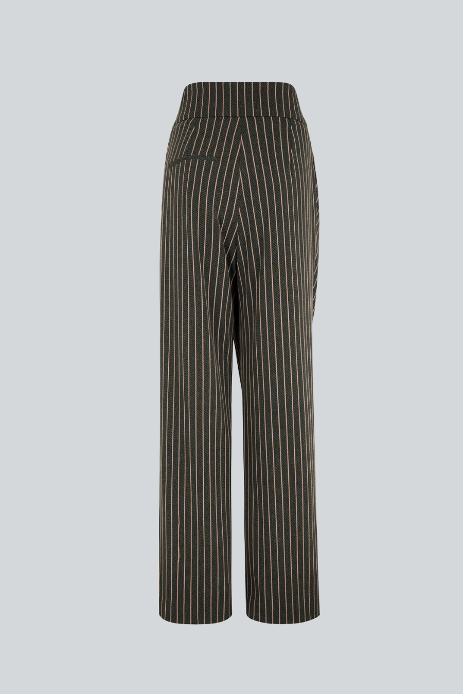 Pantalón Interestelar de corte amplio visto por detrás
