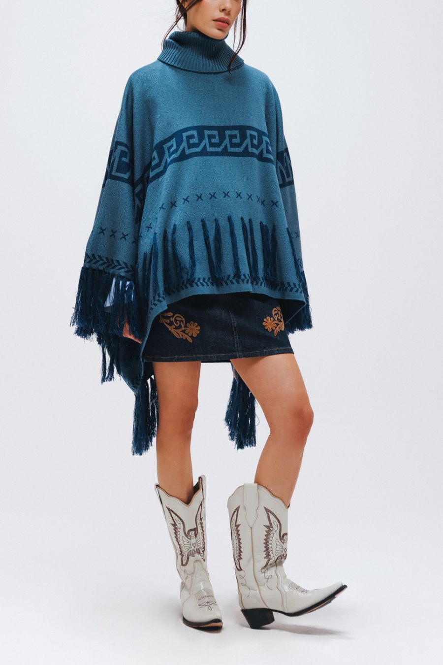 PONCHO CERRADO