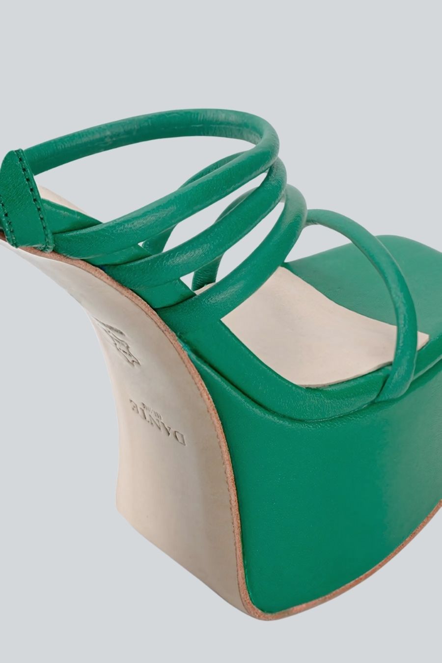 SANDALIAS PLATAFORMA LYLA