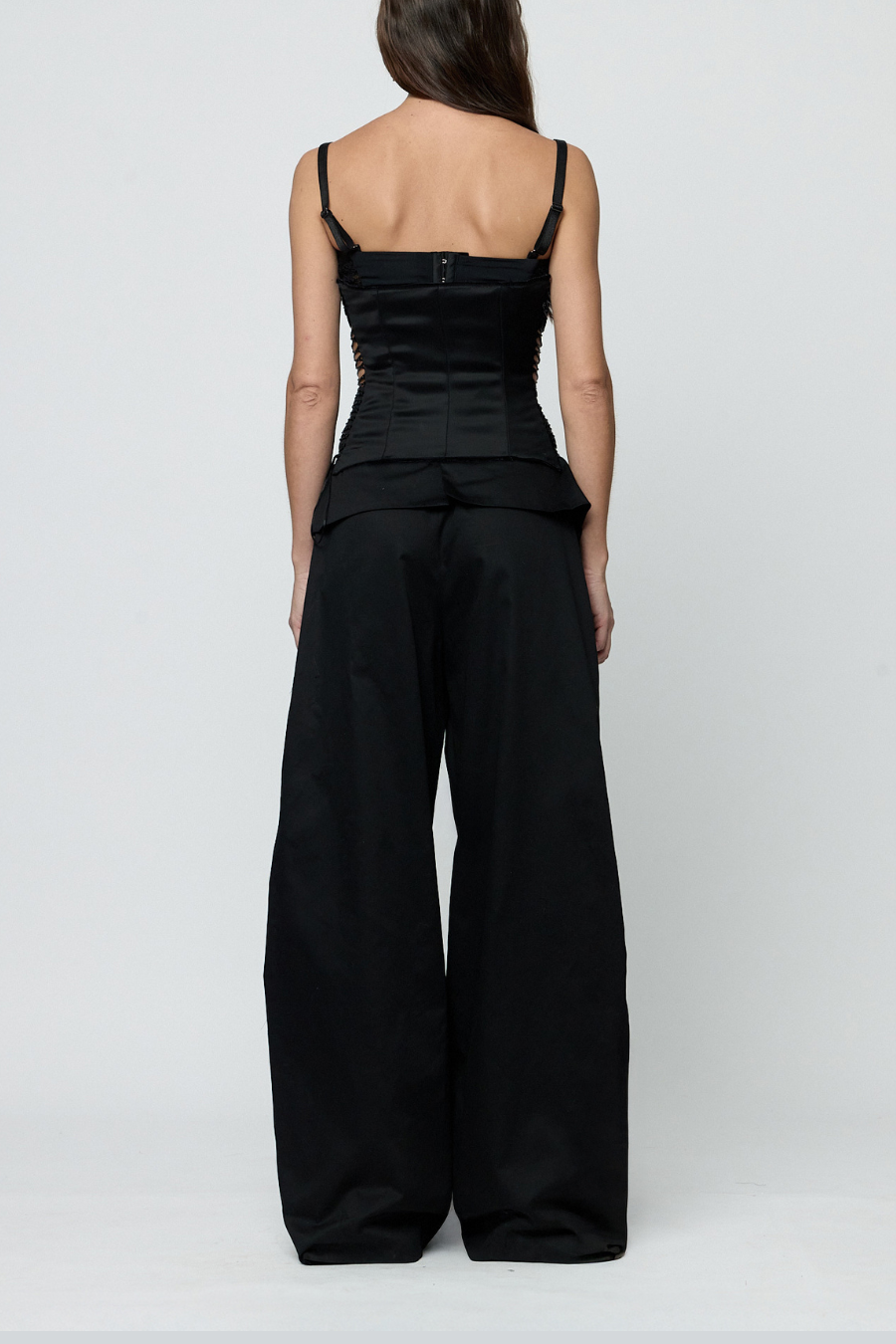 TOP UNATTAINABLE BLACK