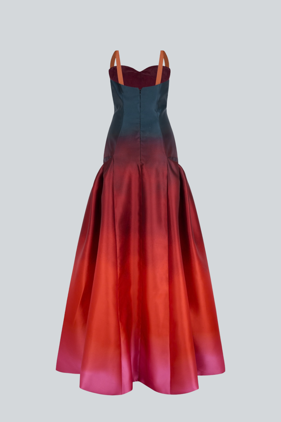 Vestido Aura de Sandra Weil visto por detrás con silueta volumétrica y Dawn Print
