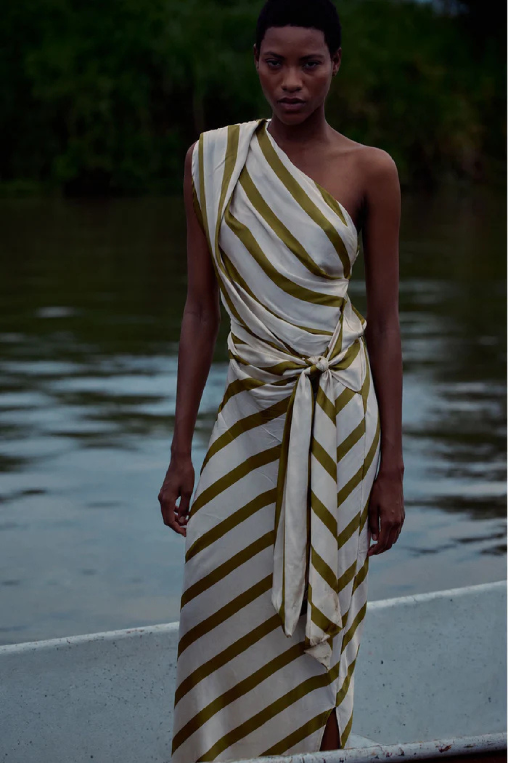 VESTIDO SACRAMENTO