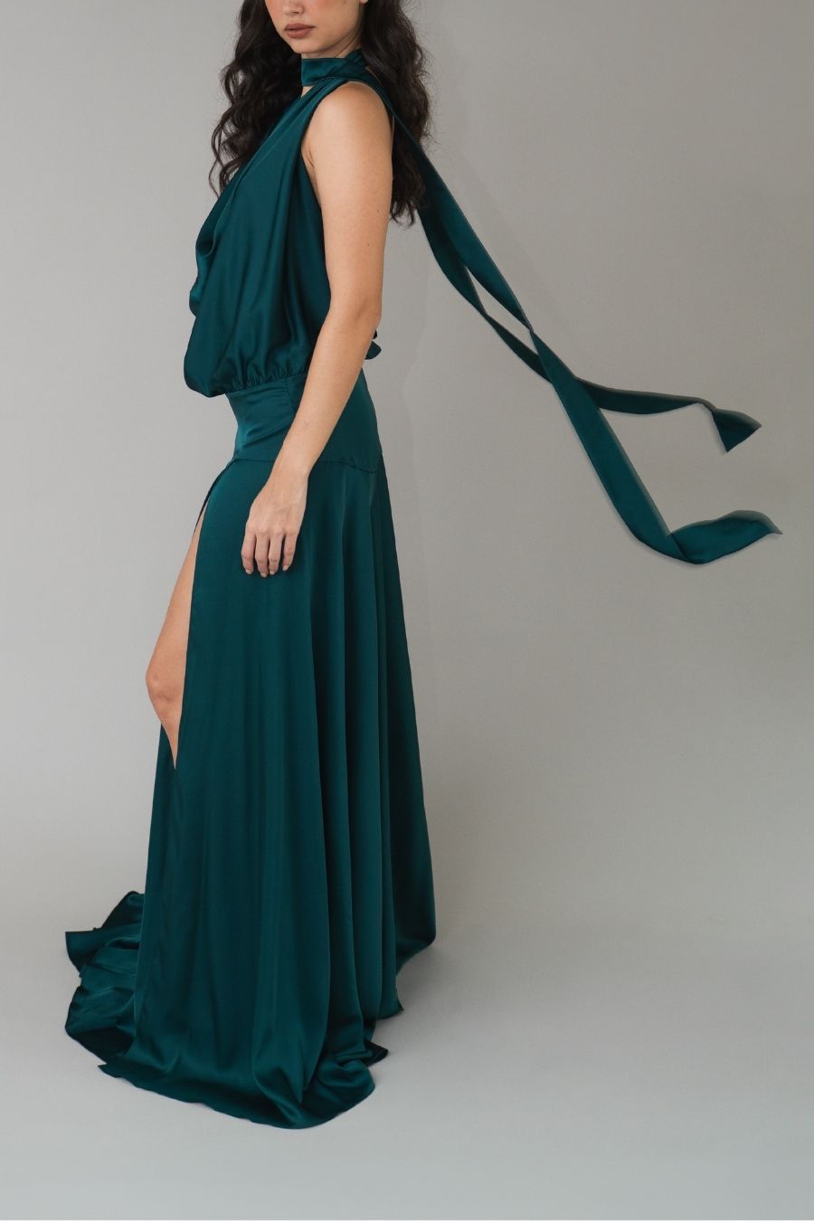 VESTIDO LARGO LUNARA VERDE BOTELLA