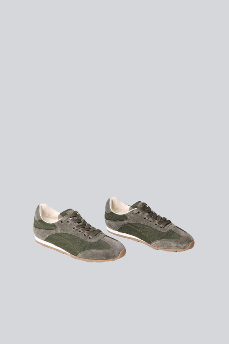 Tenis de nylon y piel de ante de Dione, vista lateral.