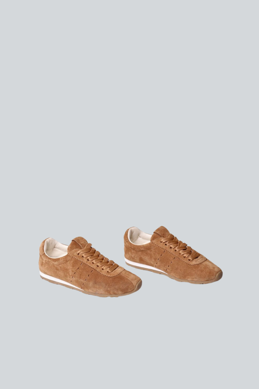 Tenis de piel gamuza de Dione, vista lateral.