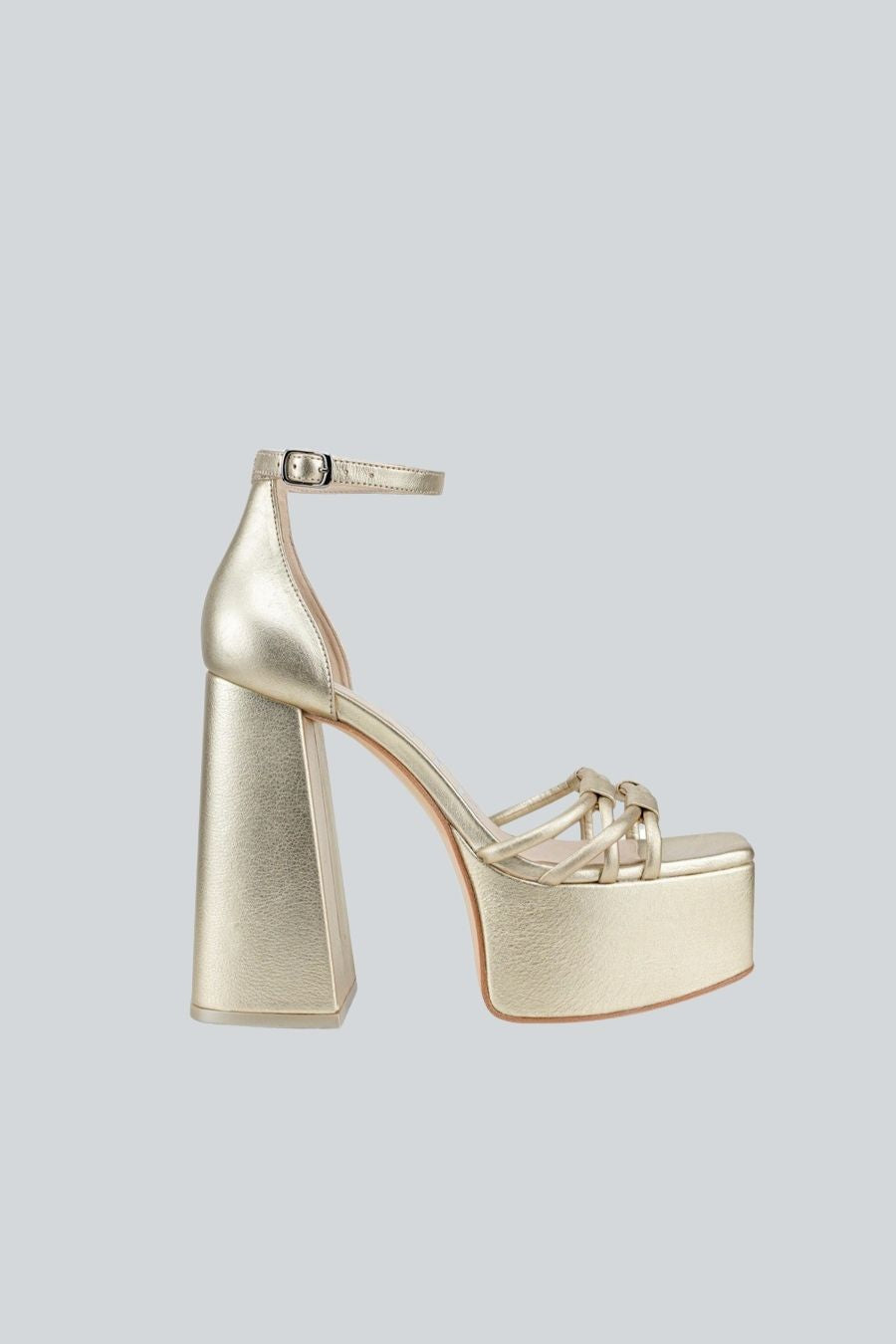 PLATAFORMA LUCÍA METALLIC